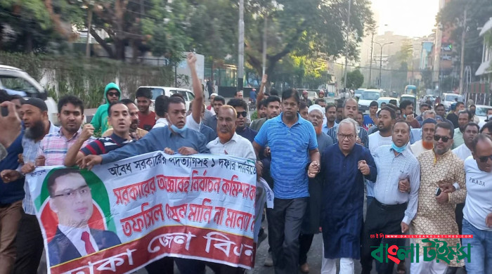 বাংলাদেশের জনগণের বিরুদ্ধে অবস্থান নিয়েছে ভারত: রিজভী